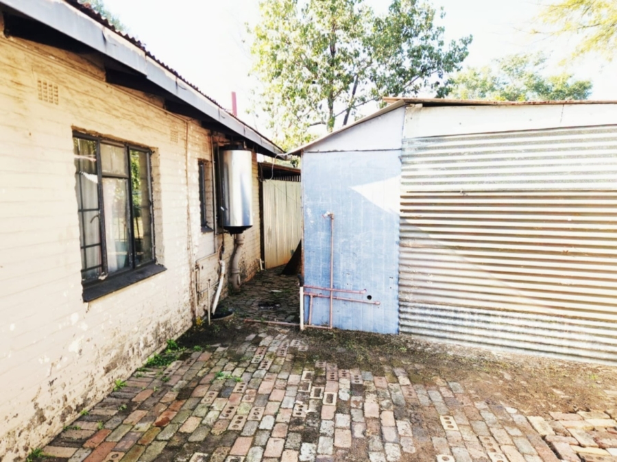 2 Bedroom Property for Sale in Oos Einde North West